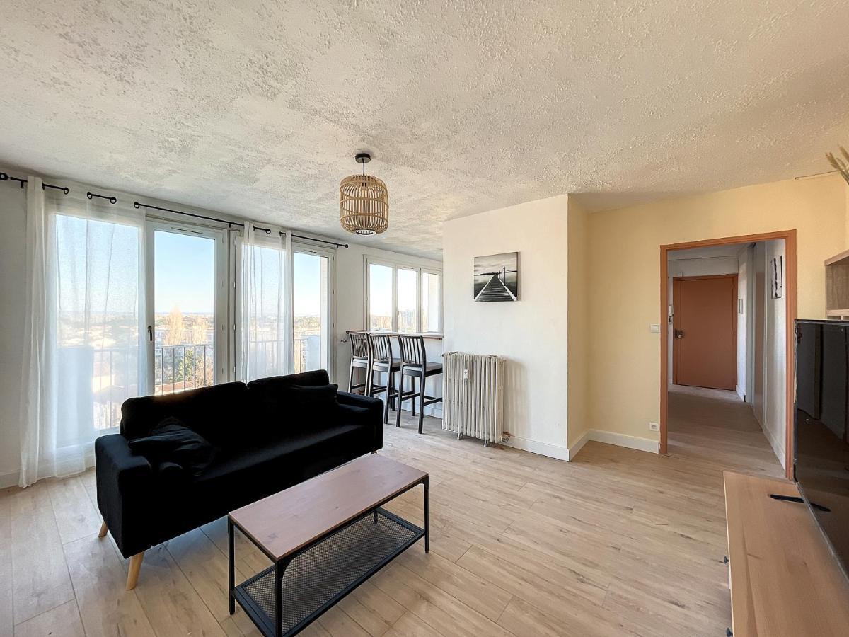 Agreable Appartement 4 Pieces, Vue Mont Ventoux, Proche Remparts Avignon Exterior photo