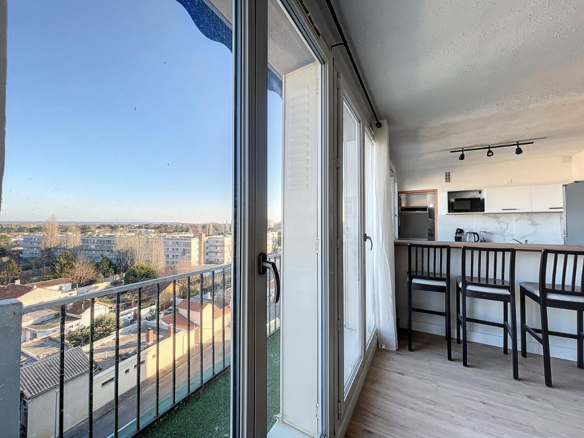 Agreable Appartement 4 Pieces, Vue Mont Ventoux, Proche Remparts Avignon Exterior photo